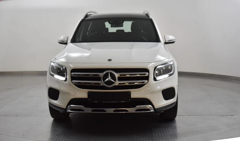 Mercedes-Benz GLB 200 Бензин Pano Mem WideSc, снимка 3 - Автомобили и джипове - 52662969