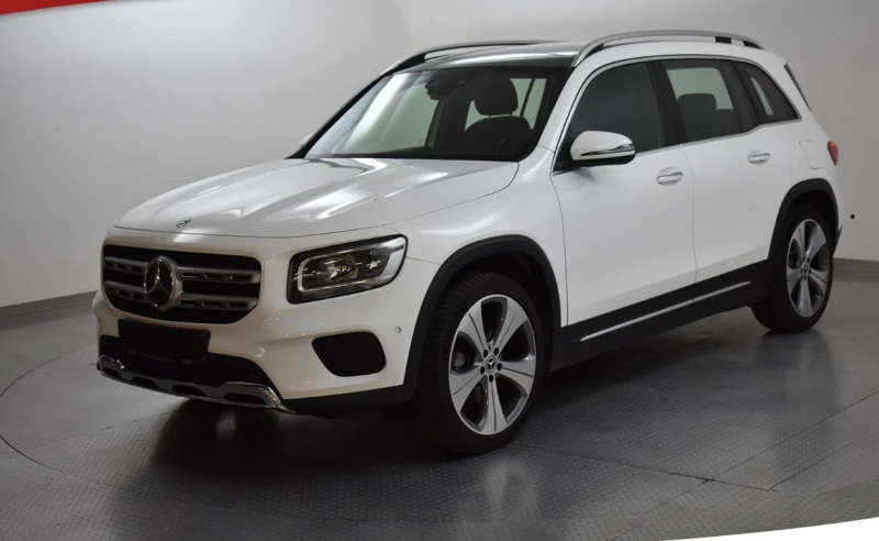 Mercedes-Benz GLB 200 Бензин Pano Mem WideSc, снимка 4 - Автомобили и джипове - 52662969
