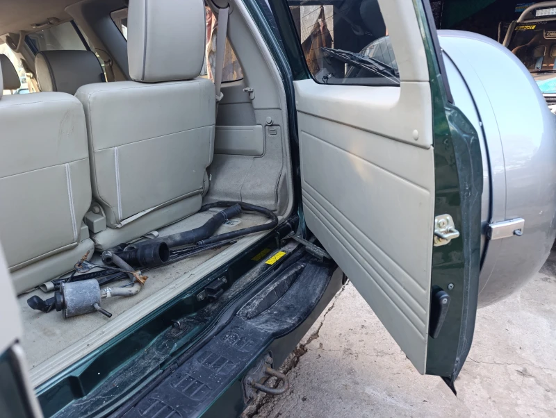 Nissan Patrol Y61 3.0D , снимка 9 - Автомобили и джипове - 52382739