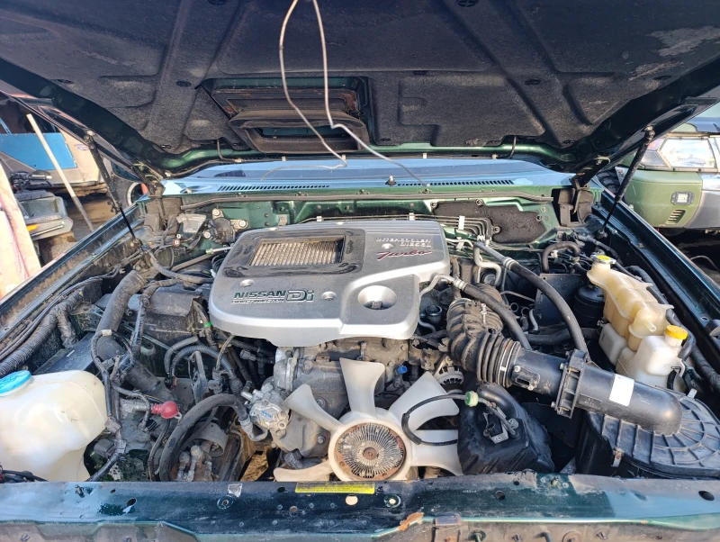 Nissan Patrol Y61 3.0D , снимка 4 - Автомобили и джипове - 52382739