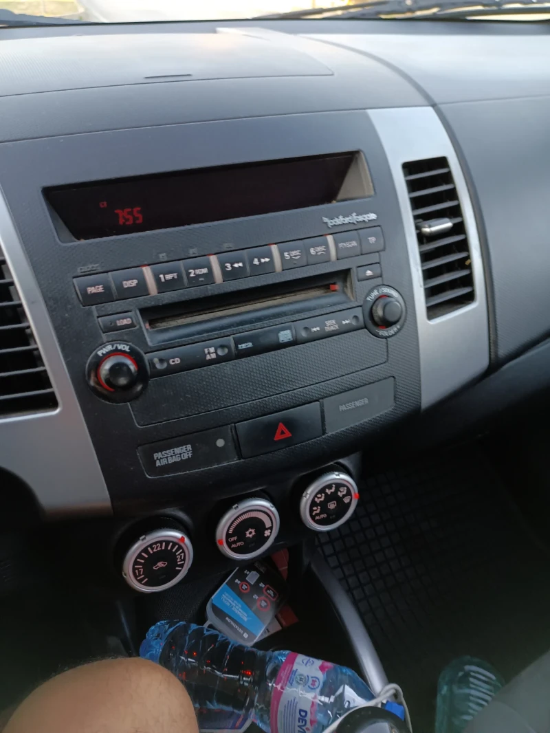 Mitsubishi Outlander 2.0did , снимка 2 - Автомобили и джипове - 53077127