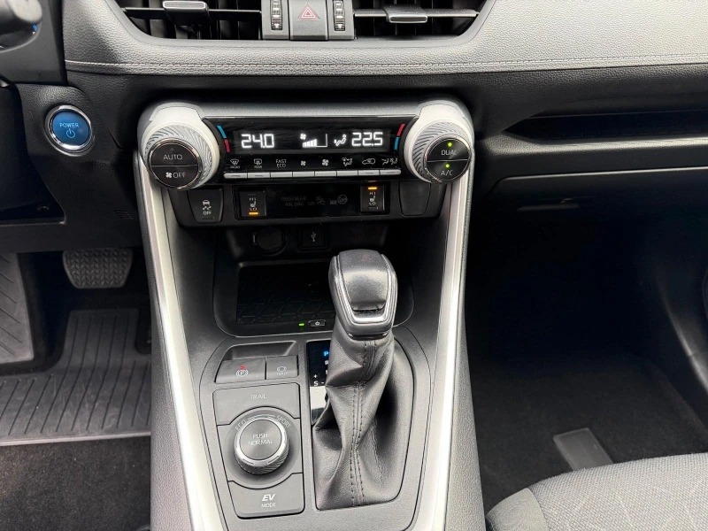 Toyota Rav4 2.5* AWD* TEAM-D* CAM* KEYLESS* DISTR* , снимка 12 - Автомобили и джипове - 53417881