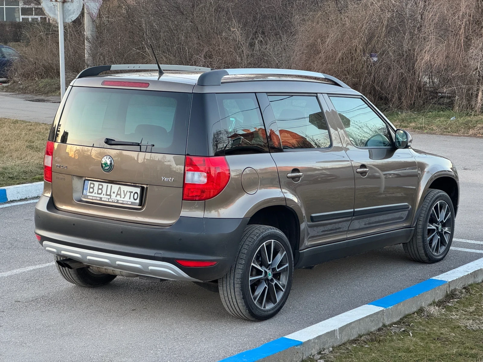 Skoda Yeti 2.0TDi 4x4 147000км.-Сервизна книжка Euro 5b - изображение 5
