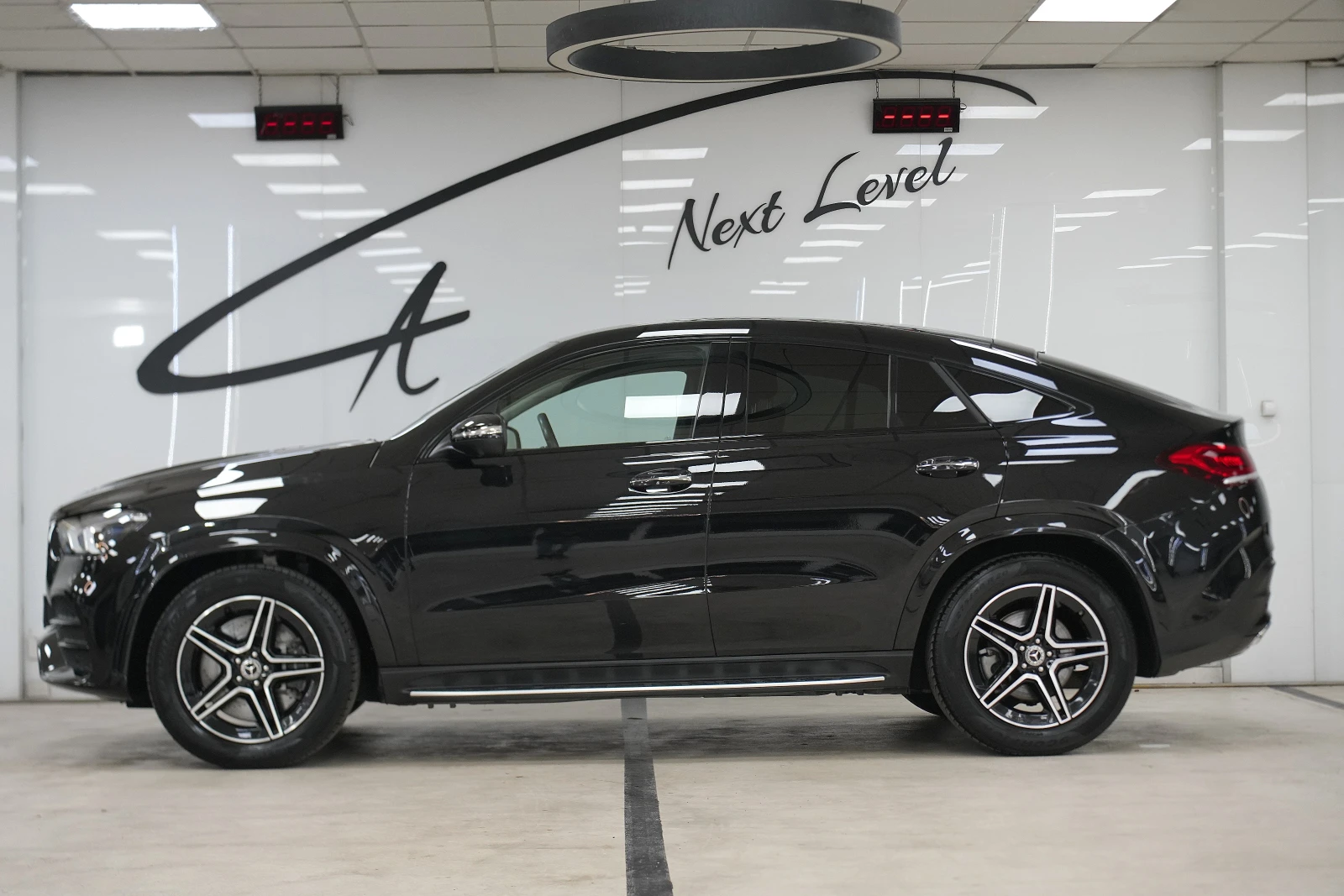 Mercedes-Benz GLE 350 d Coupe 4Matic AMG Line Night Package - изображение 4