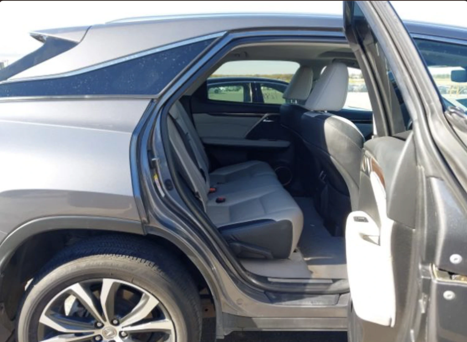 Lexus RX 350 ОБУХВАНЕ* ДИСТРОНИК* CARFAX* АВТОЛИЗИНГ - изображение 7