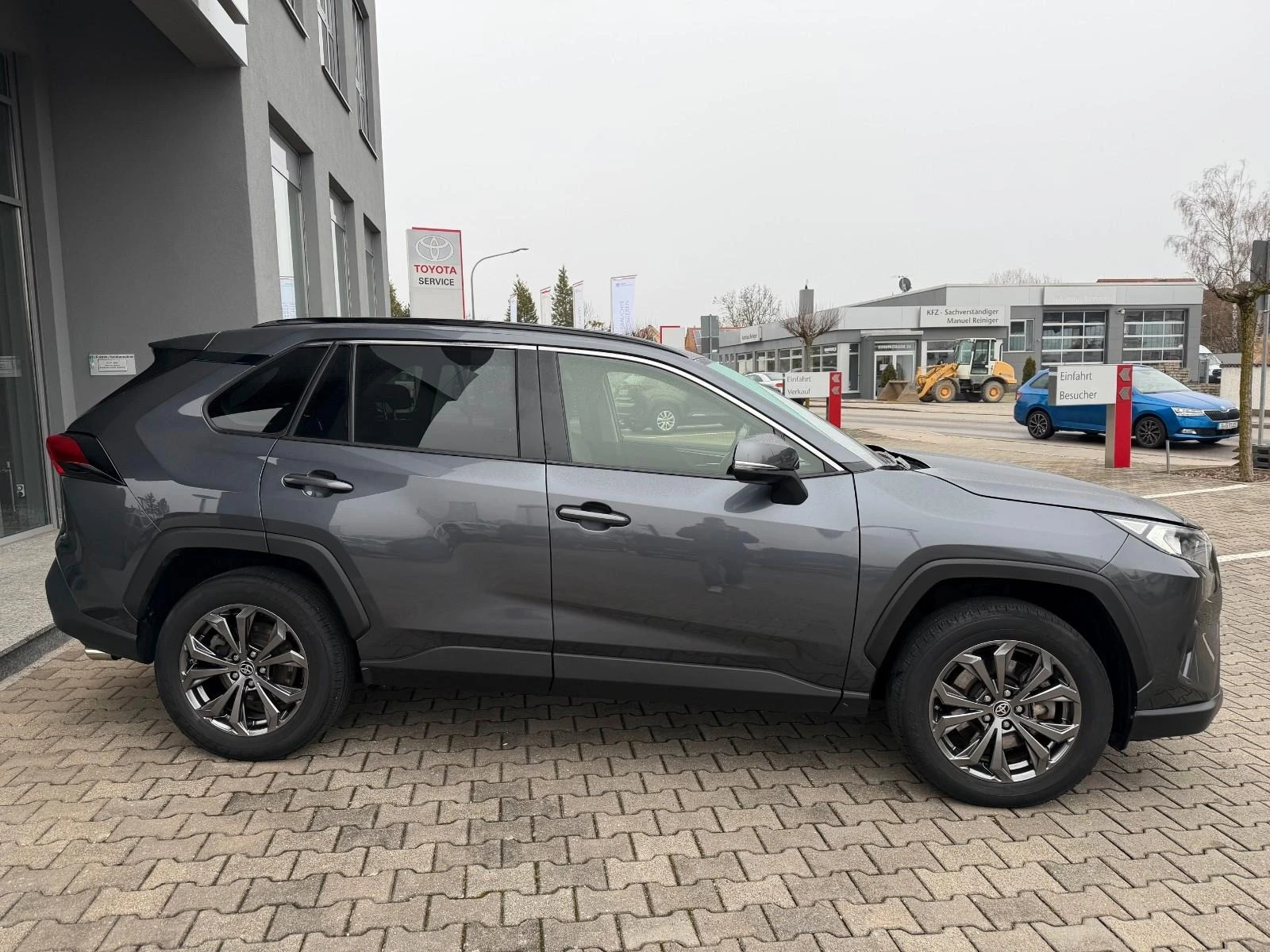 Toyota Rav4 2.5* AWD* TEAM-D* CAM* KEYLESS* DISTR*  - изображение 4