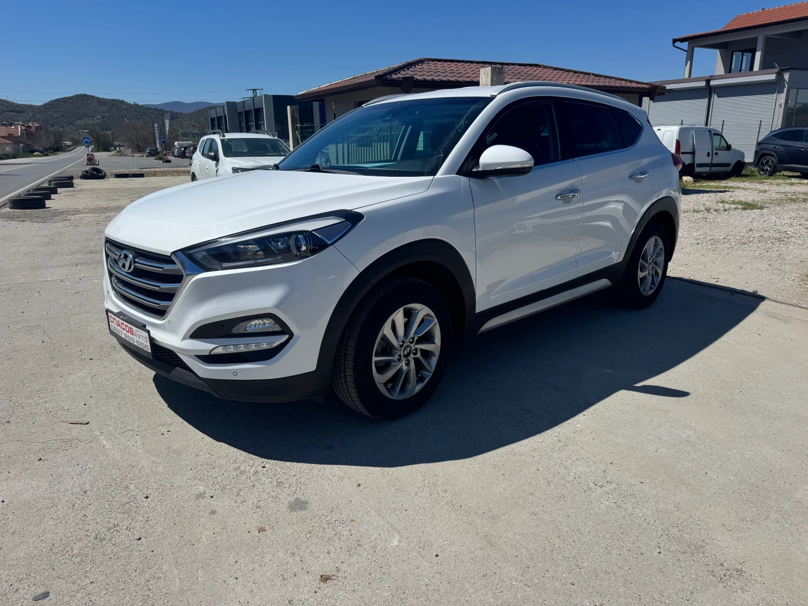 Hyundai Tucson 1.7 crdi evro 6 X possibile, снимка 2 - Автомобили и джипове - 54137427