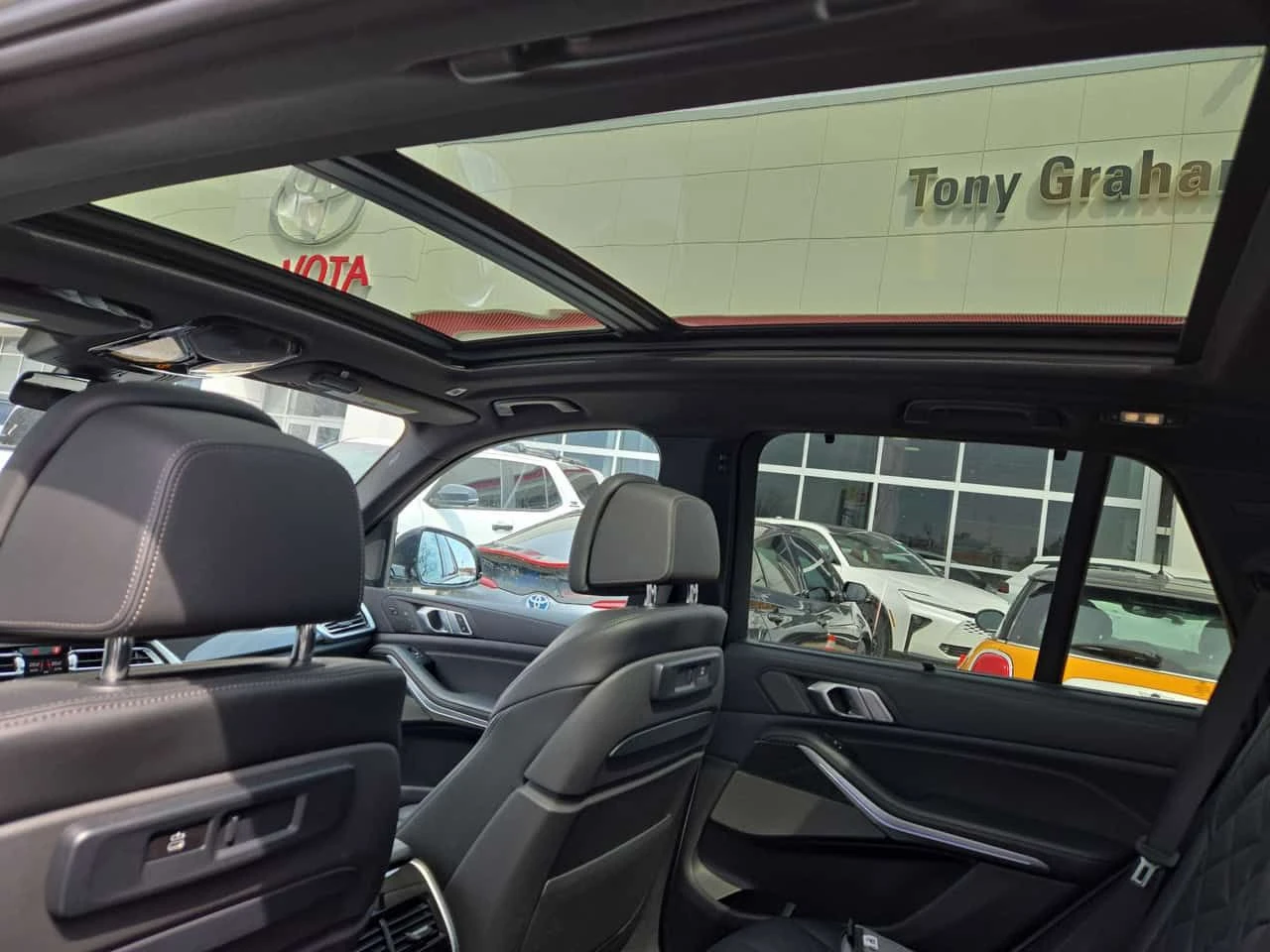 BMW X5 * xDrive40i * ДИСТРОНИК * ОБДУХВАНЕ * H/K * 360 * , снимка 11 - Автомобили и джипове - 54151727