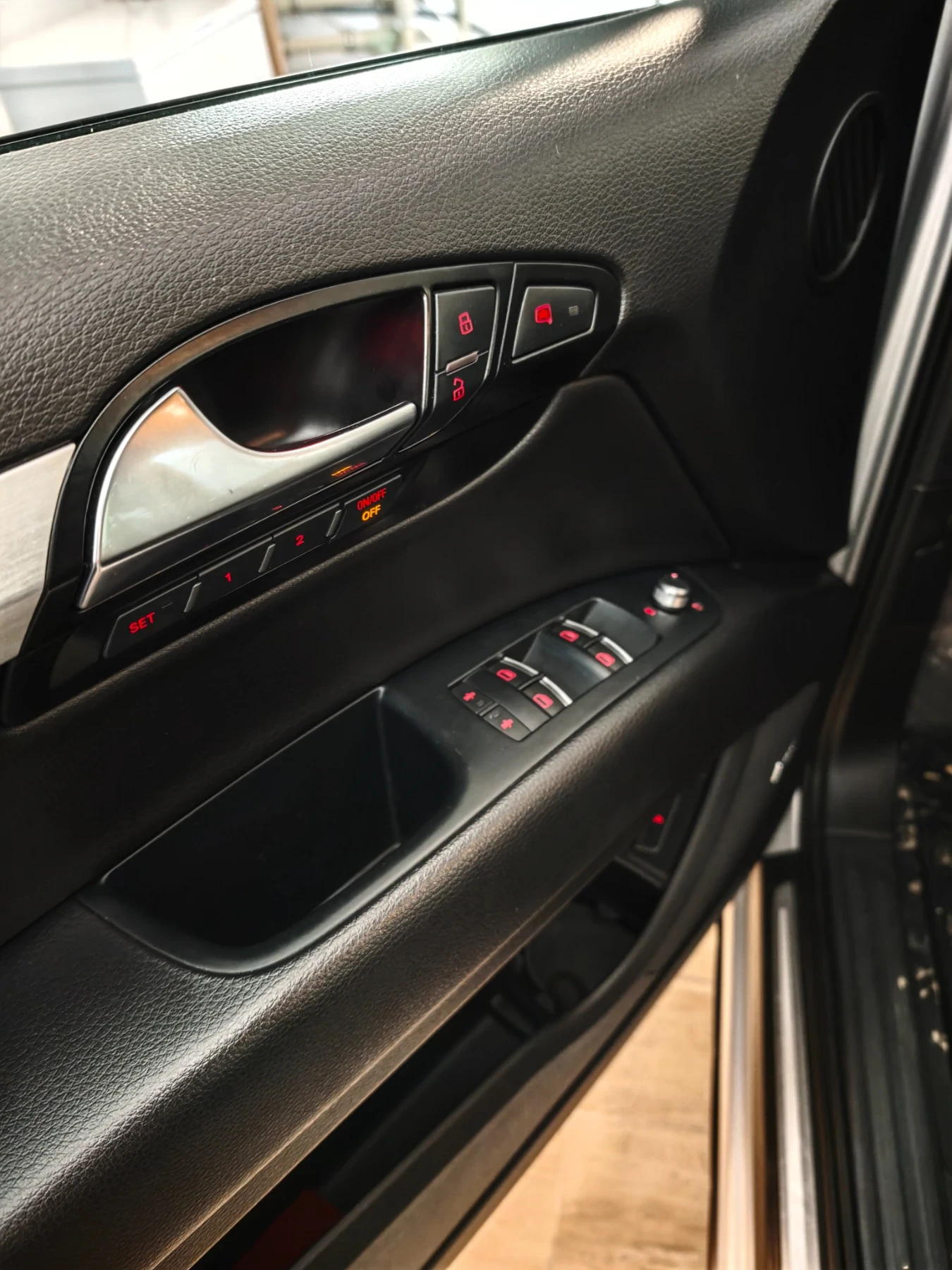 Audi Q7 3.0tfsi 7места , снимка 7 - Автомобили и джипове - 54735747
