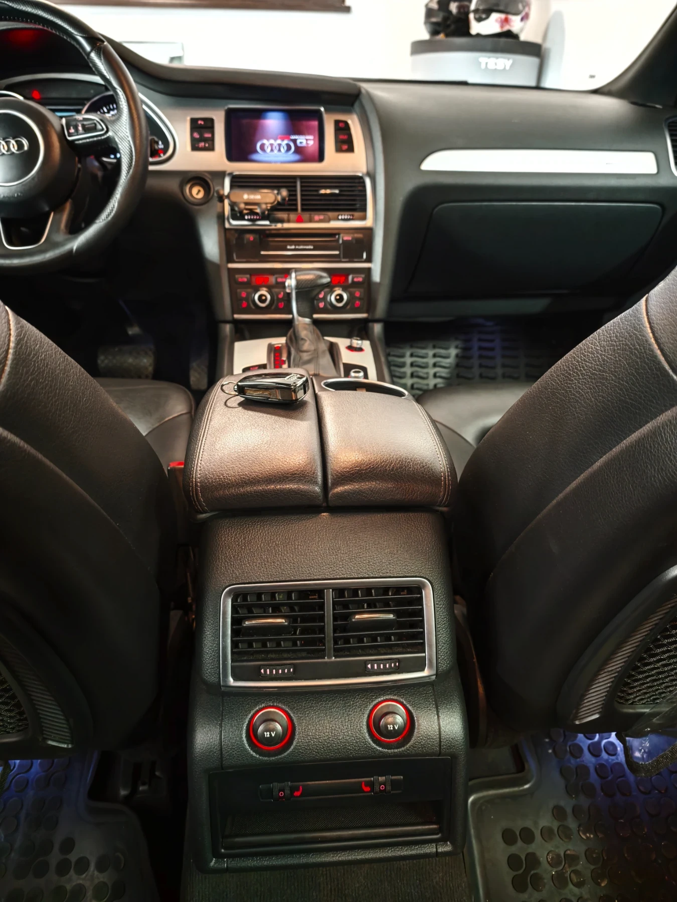Audi Q7 3.0tfsi 7места , снимка 8 - Автомобили и джипове - 54735747