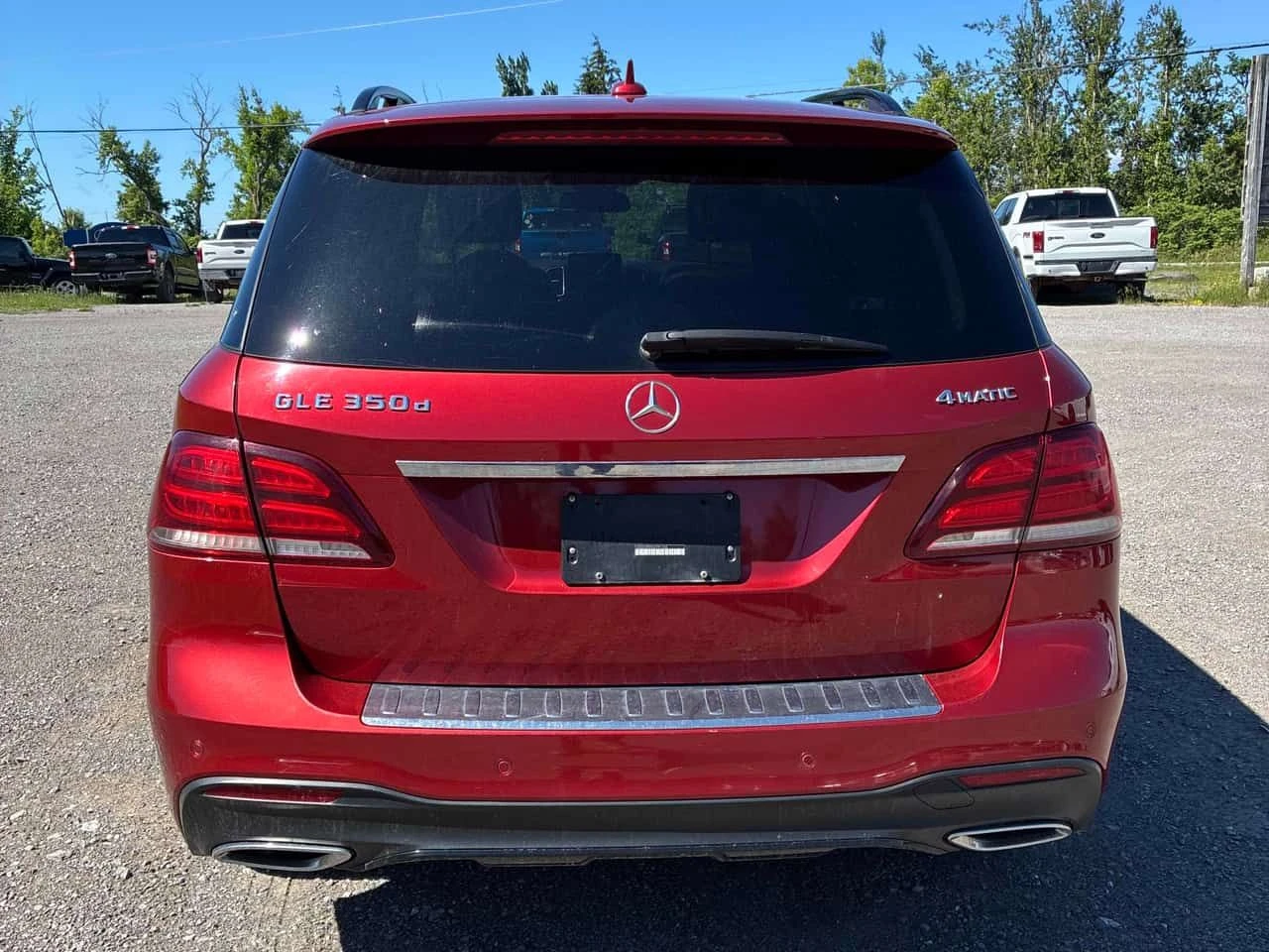 Mercedes-Benz GLE 350 350d/CARFAX/360 КАМЕРА/ПОДГРЕВ/ПАМЕТ/ПАНО/КЛИП, снимка 5 - Автомобили и джипове - 54974157