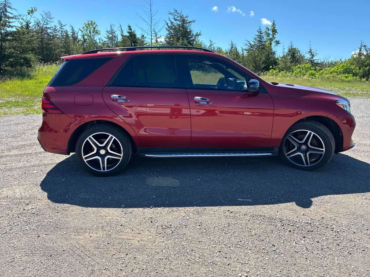 Mercedes-Benz GLE 350 350d/CARFAX/360 КАМЕРА/ПОДГРЕВ/ПАМЕТ/ПАНО/КЛИП, снимка 4 - Автомобили и джипове - 54974157