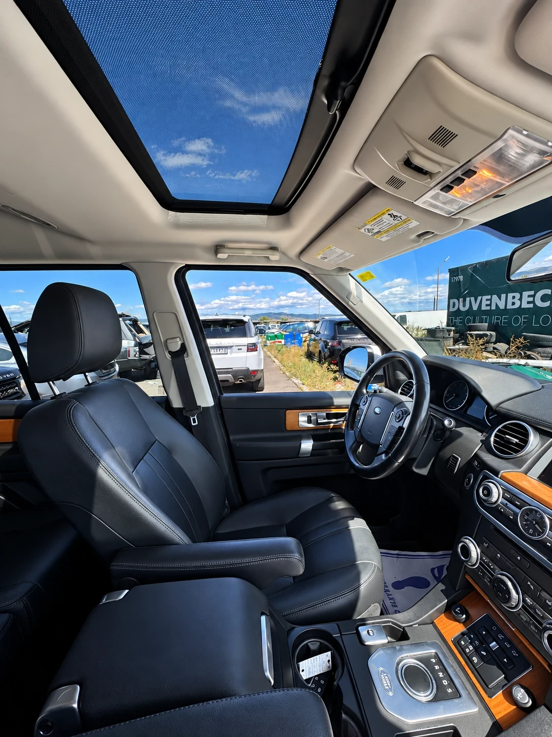 Land Rover Discovery 3.0 Supercharged HSE, снимка 7 - Автомобили и джипове - 56060261