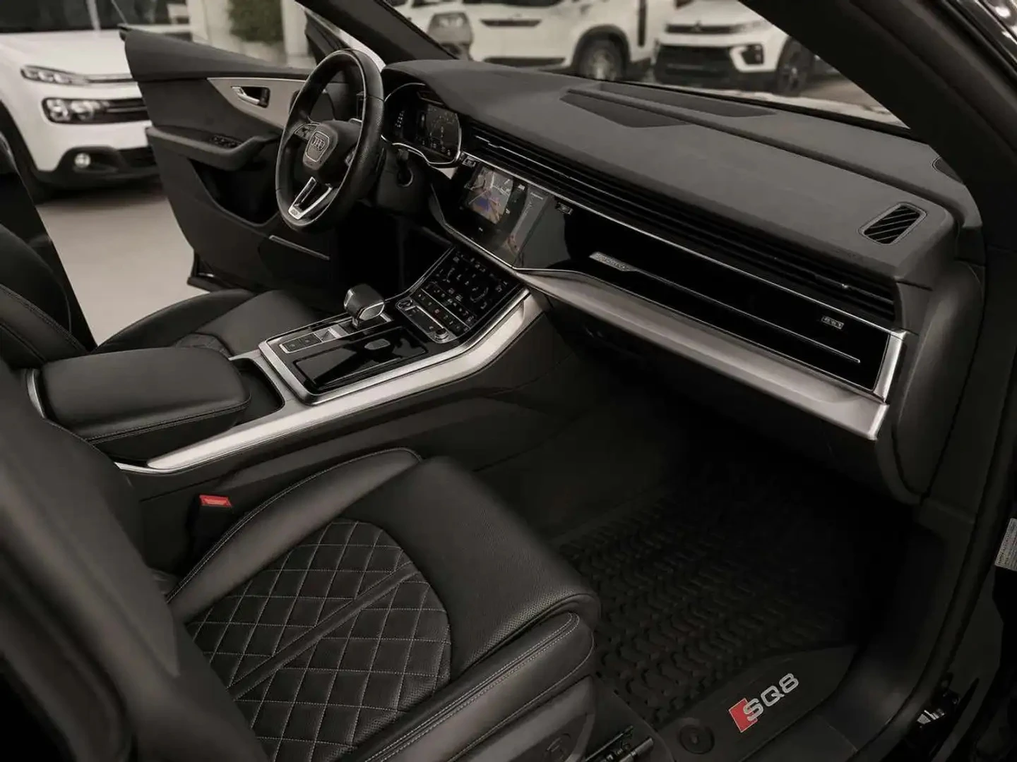 Audi SQ8 4.0 TDI V8 Quattro, снимка 9 - Автомобили и джипове - 56096869
