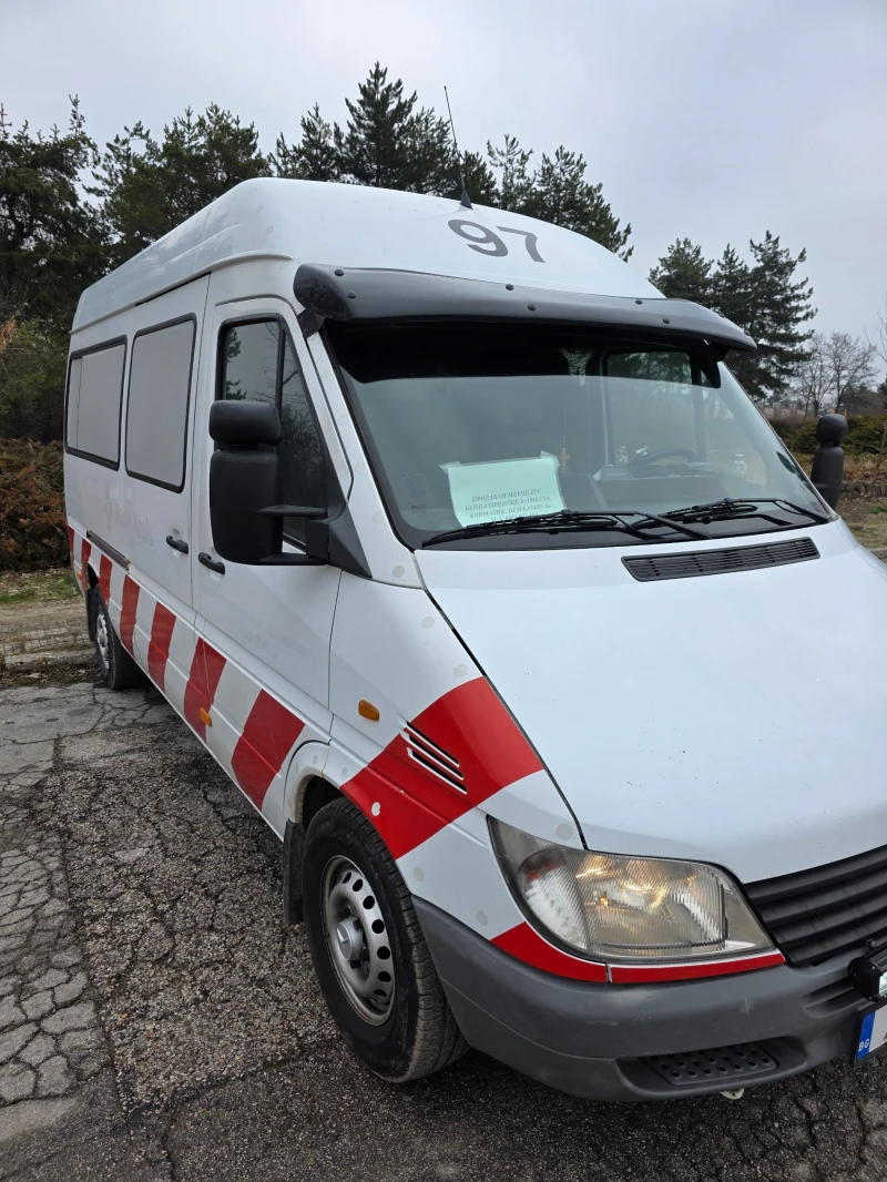 Mercedes-Benz Sprinter 213 пътнически, снимка 3 - Бусове и автобуси - 49301791