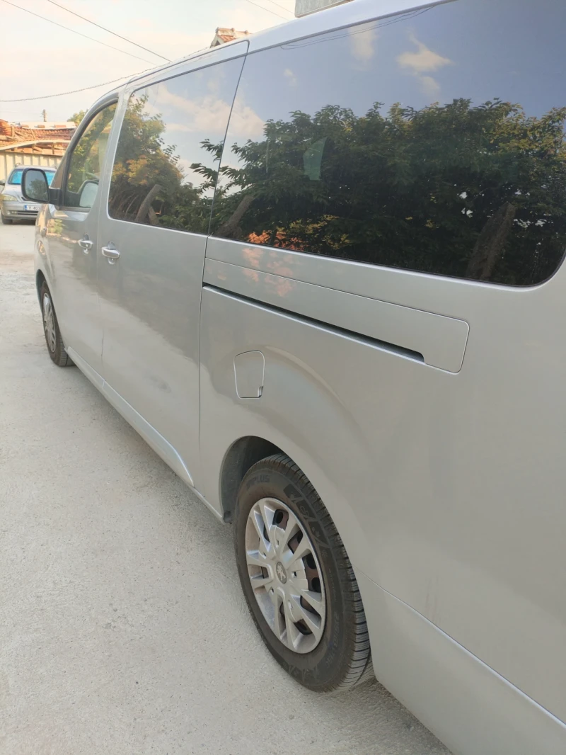 Peugeot Traveller 1.6 HDI, снимка 10 - Бусове и автобуси - 51881777
