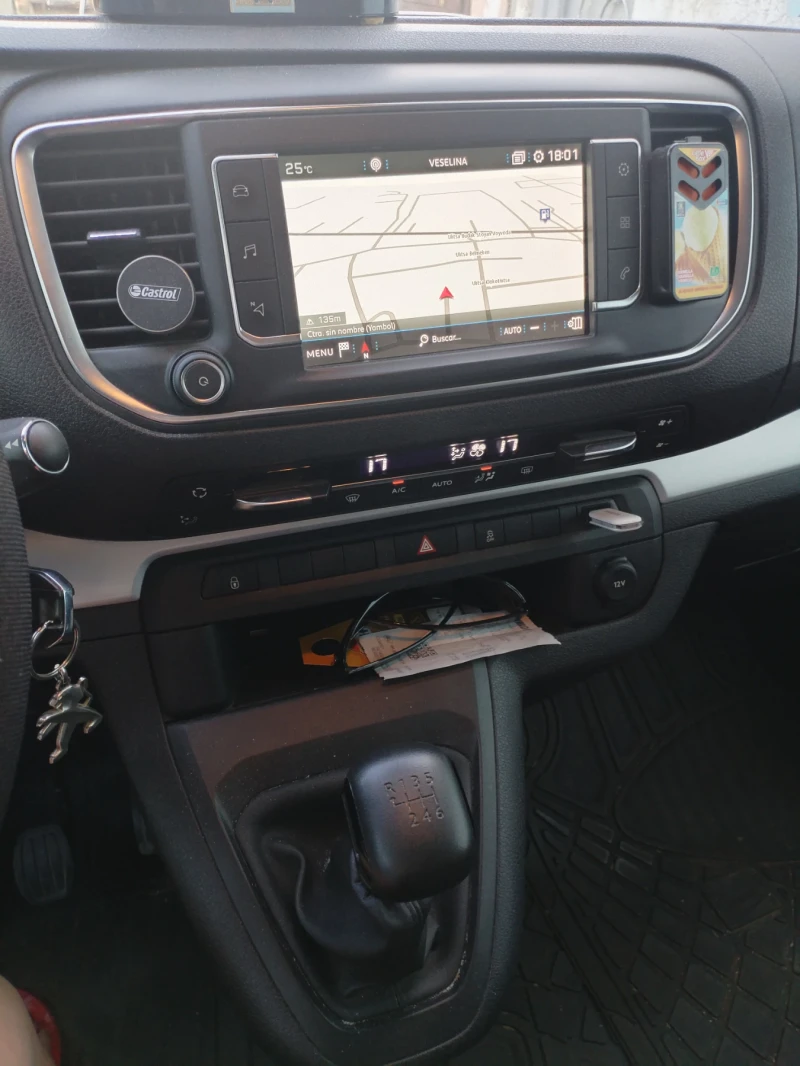 Peugeot Traveller 1.6 HDI, снимка 2 - Бусове и автобуси - 51881777