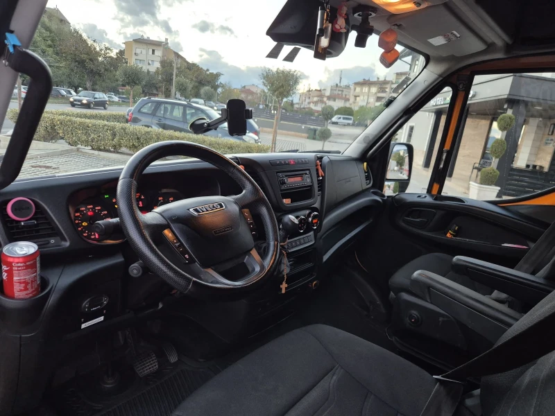 Iveco 35c17 ПЕЧКА! 2 СПАЛНИ ЛЕГЛА! 2 СТРАНИЧНИ ВРАТИ!, снимка 6 - Бусове и автобуси - 52003659