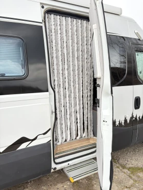 Кемпер Други Iveco Daily 35S180 Hi-Matic Adventure Edition, снимка 14