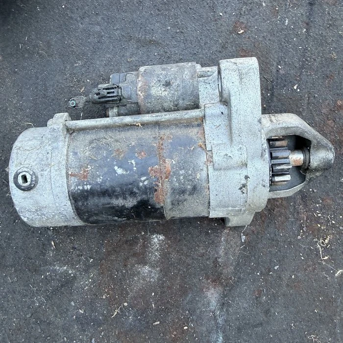 Стартер за Toyota Avensis T25 T27 28100-0R010