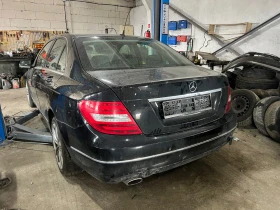 Mercedes-Benz C 250 4 MATIC, снимка 2