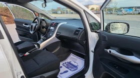 Toyota Auris 106000km/УНИКАЛНА, снимка 10