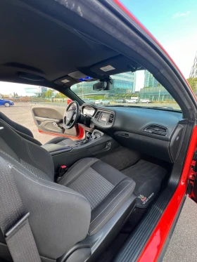 Dodge Challenger 5.7 HEMI R/T, снимка 11