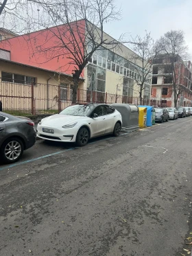 Tesla Model Y Long Range, снимка 8