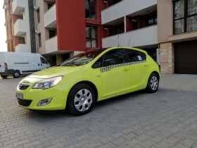 Opel Astra 1,4  100кс ГАЗ, снимка 1