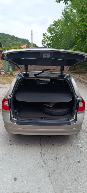 Volvo V70 2, 5Т с Газова Уредба - 10999 лв. - 74246045 6