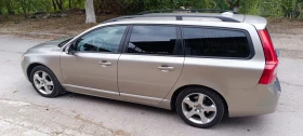 Volvo V70 2, 5Т с Газова Уредба - 10999 лв. - 74246045 3