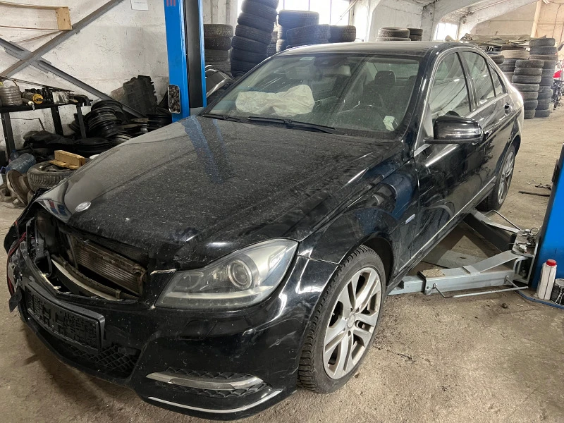 Mercedes-Benz C 250 4 MATIC, снимка 1 - Автомобили и джипове - 40737794