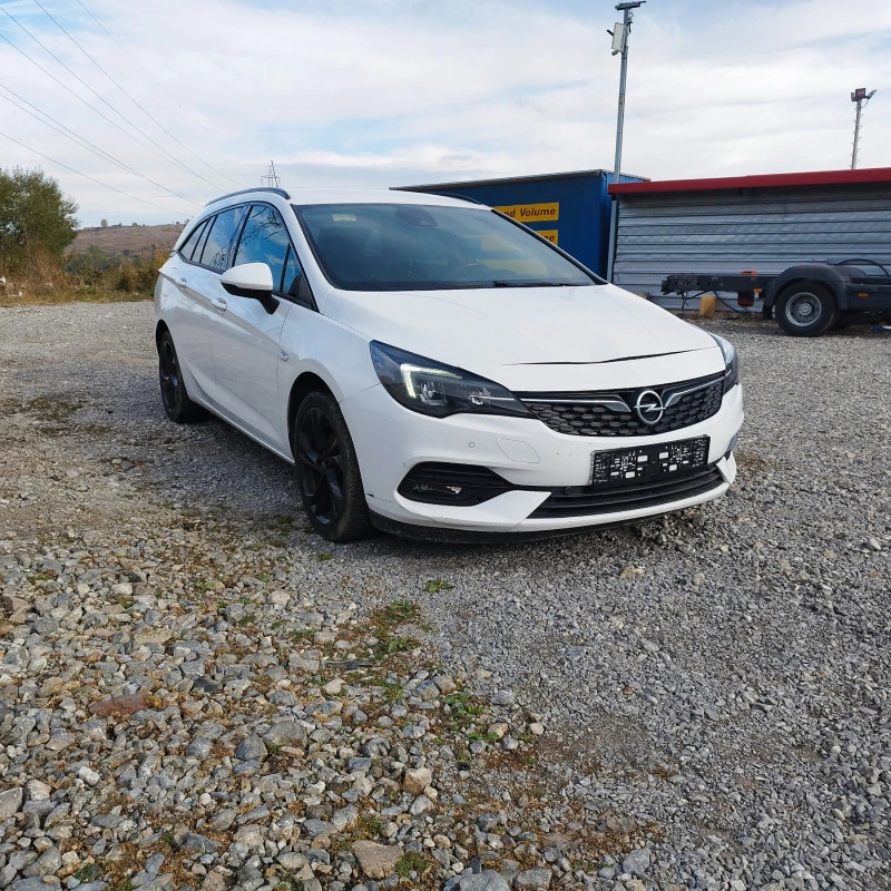 Opel Astra 1.5CDTI* 105k.s* EURO 6D* Sports Tourer plus* , снимка 1 - Автомобили и джипове - 45937323