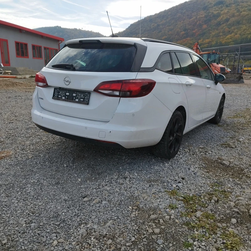 Opel Astra 1.5CDTI* 105k.s* EURO 6D* Sports Tourer plus* , снимка 4 - Автомобили и джипове - 45937323