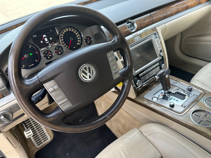 VW Phaeton 3.0TDI, снимка 16 - Автомобили и джипове - 44950580