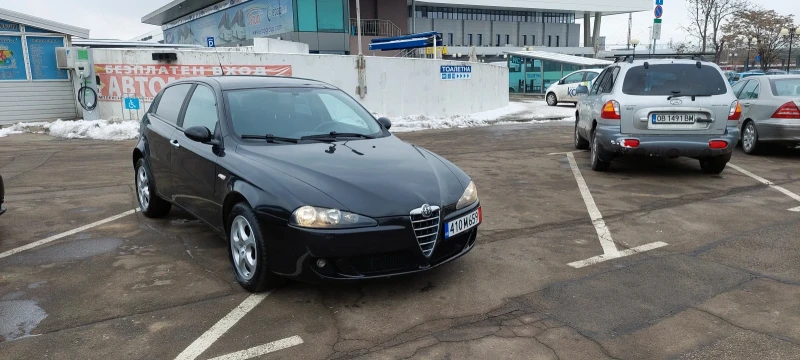 Alfa Romeo 147, снимка 1 - Автомобили и джипове - 48161733