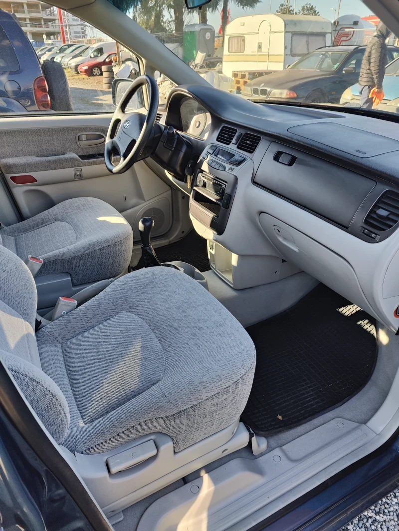 Hyundai Trajet 2.0 crdi, снимка 9 - Автомобили и джипове - 49434741