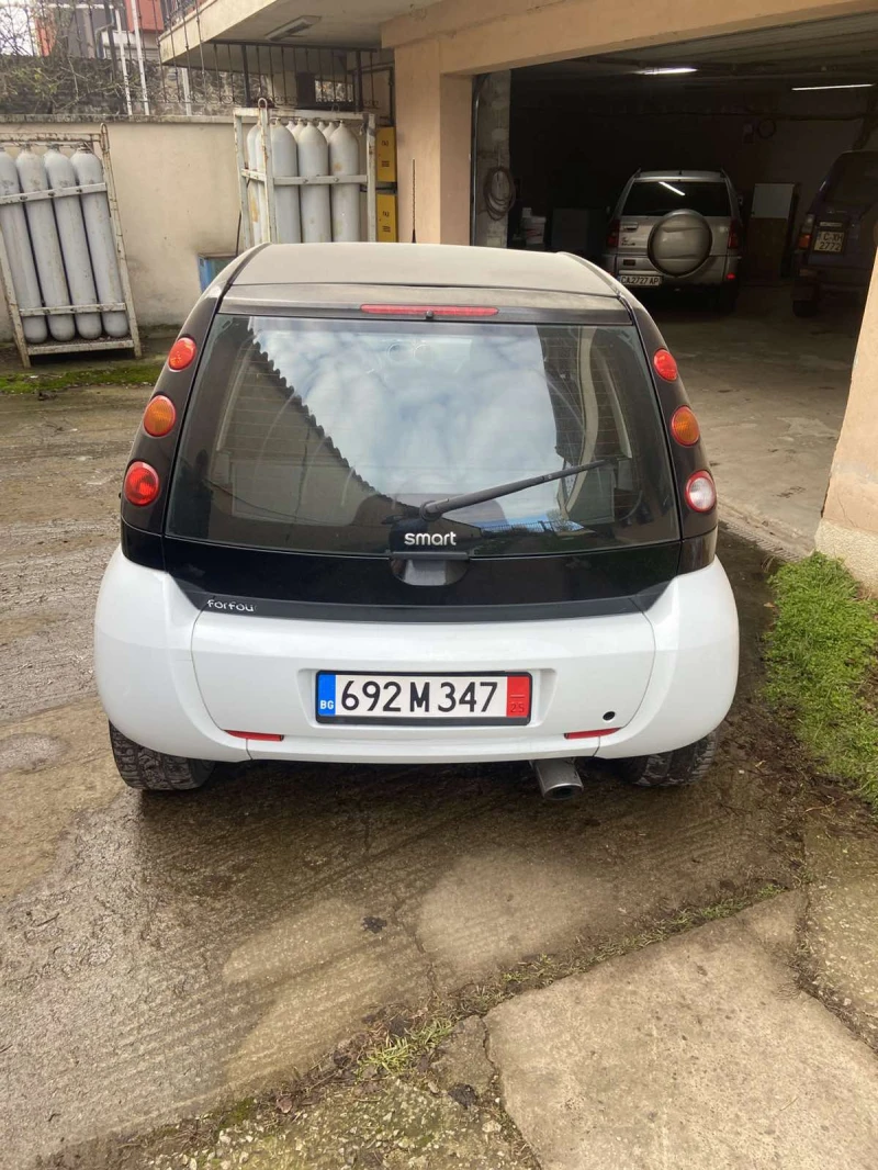 Smart Forfour, снимка 11 - Автомобили и джипове - 48787992