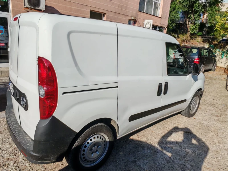 Opel Combo, снимка 5 - Автомобили и джипове - 49178657