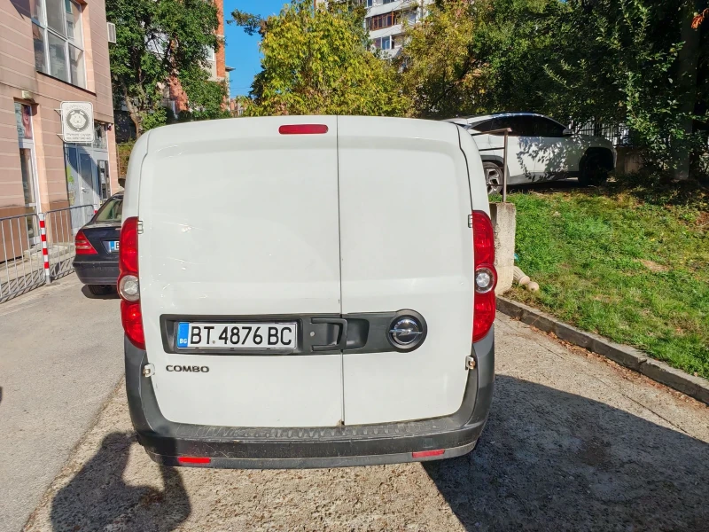 Opel Combo, снимка 4 - Автомобили и джипове - 49178657