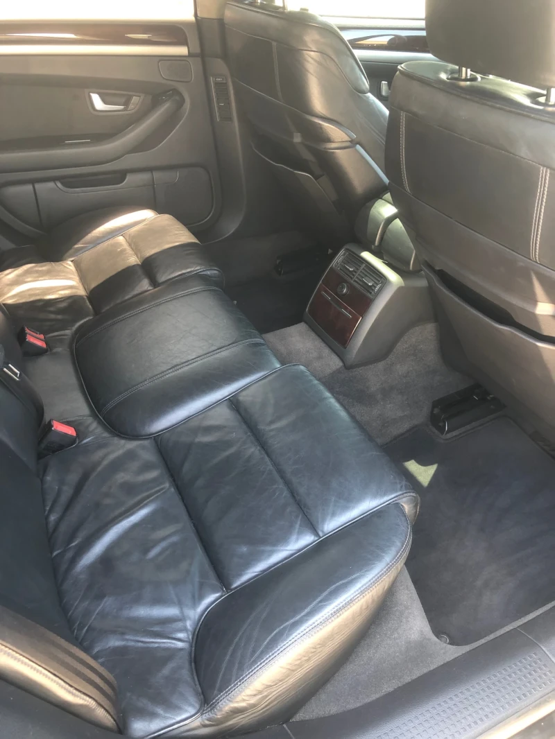 Audi A8 3.0TDI/KEYLESS/Bi-xenon, снимка 11 - Автомобили и джипове - 51861780