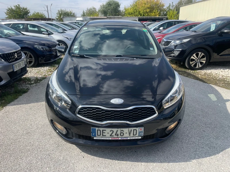 Kia Ceed 1.6Crdi Top, снимка 2 - Автомобили и джипове - 52038602