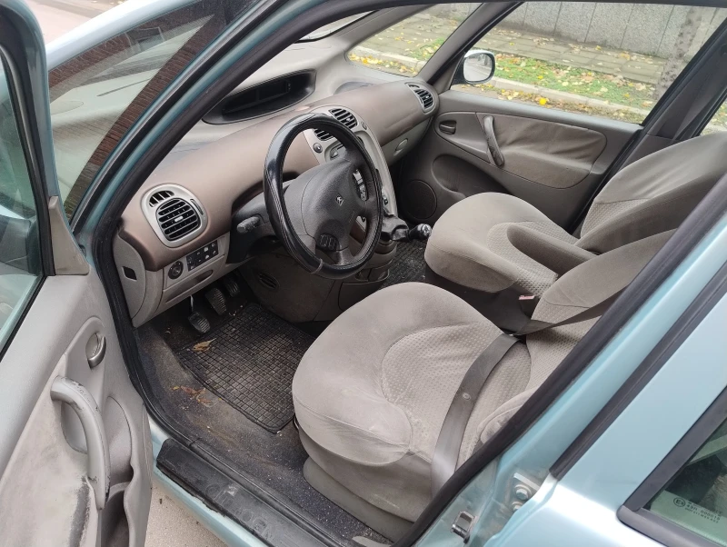 Citroen Xsara picasso 2.0HDI, снимка 5 - Автомобили и джипове - 52788614