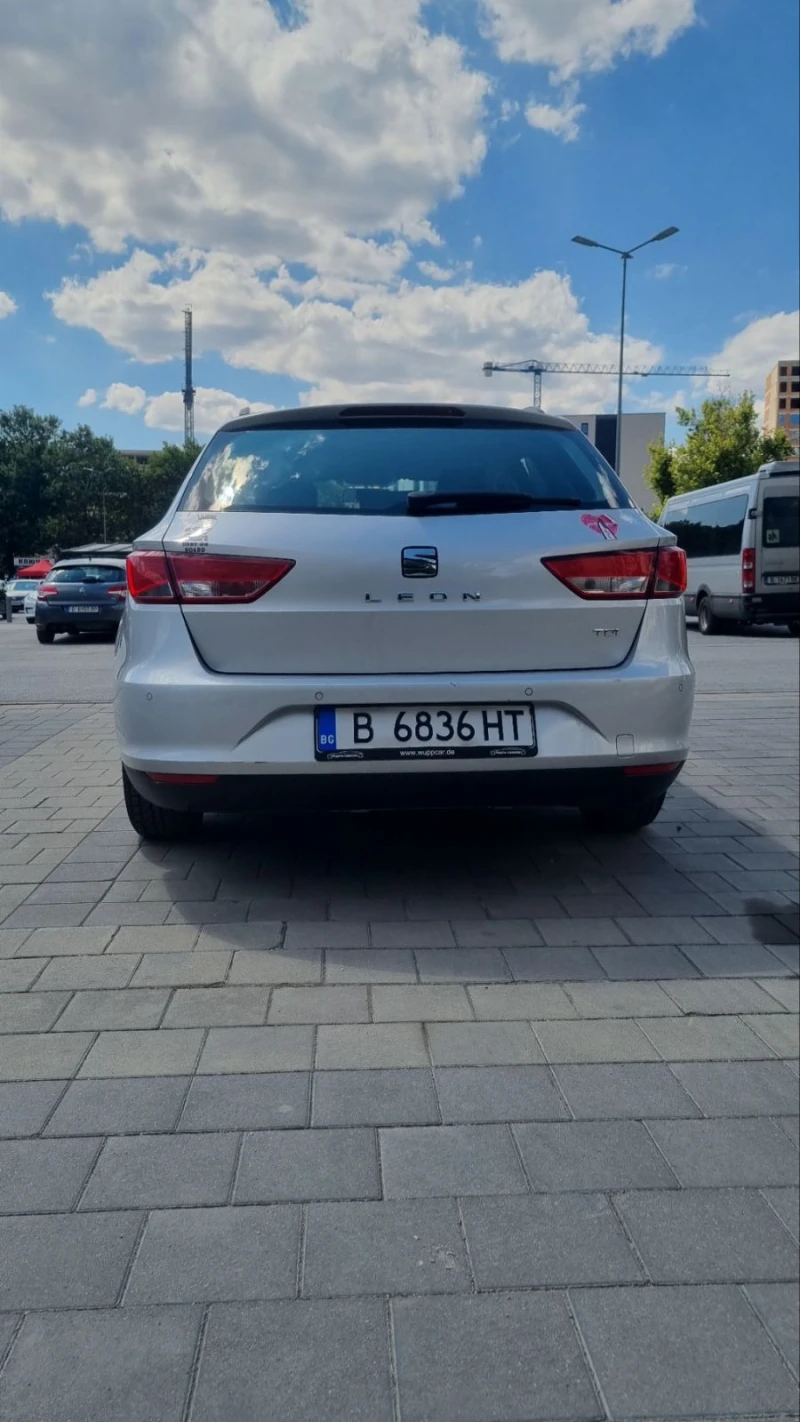Seat Leon 1.6 TDI, снимка 8 - Автомобили и джипове - 52355177