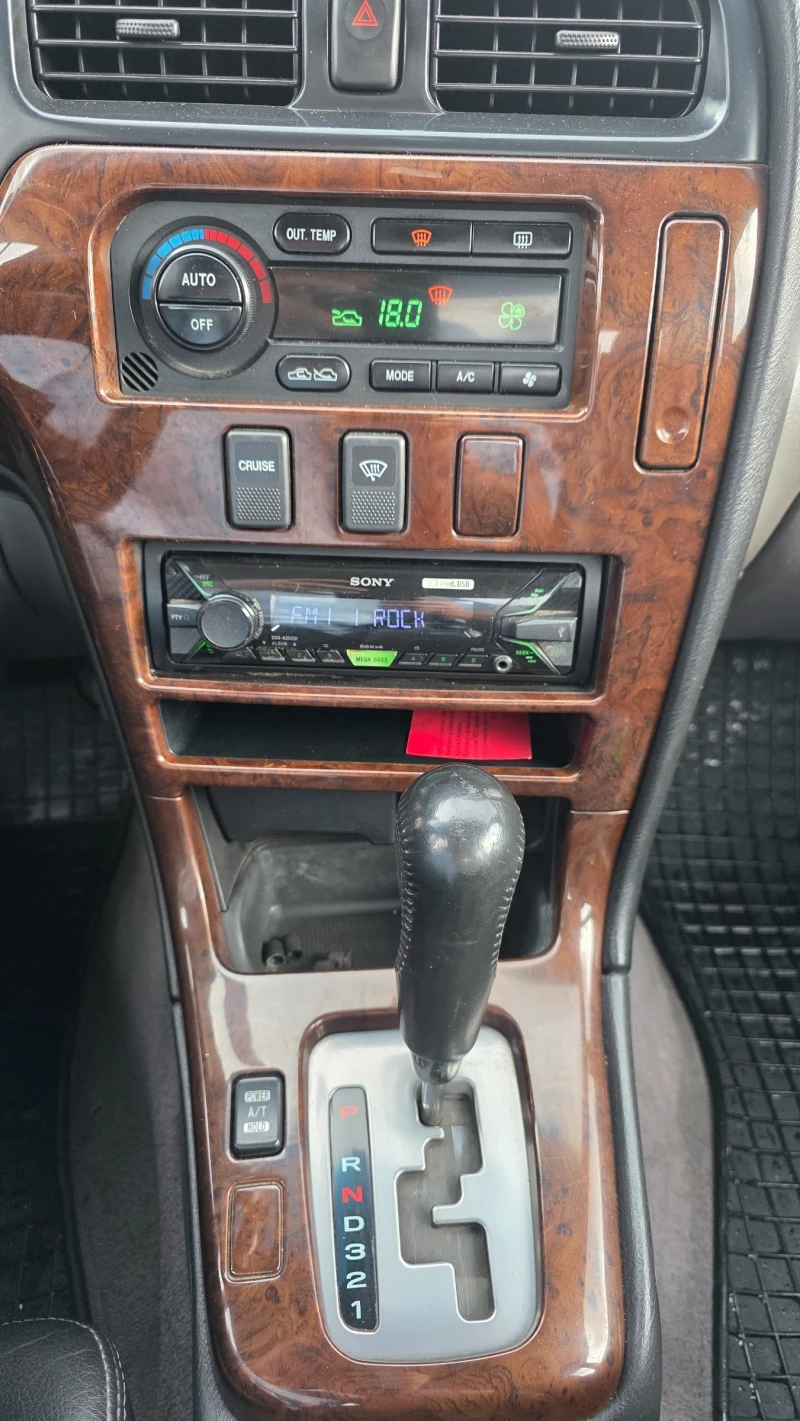 Subaru Legacy 2, 5 бензин-газ, снимка 14 - Автомобили и джипове - 52572685