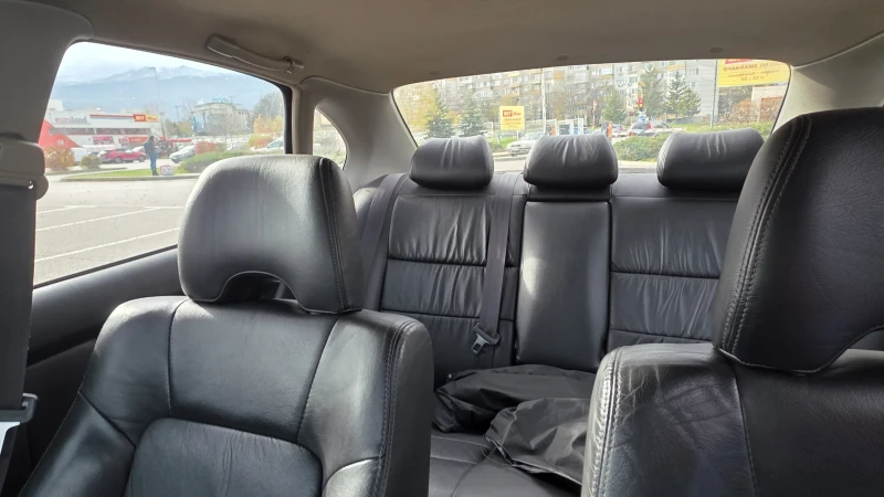 Subaru Legacy 2, 5 бензин-газ, снимка 10 - Автомобили и джипове - 52572685