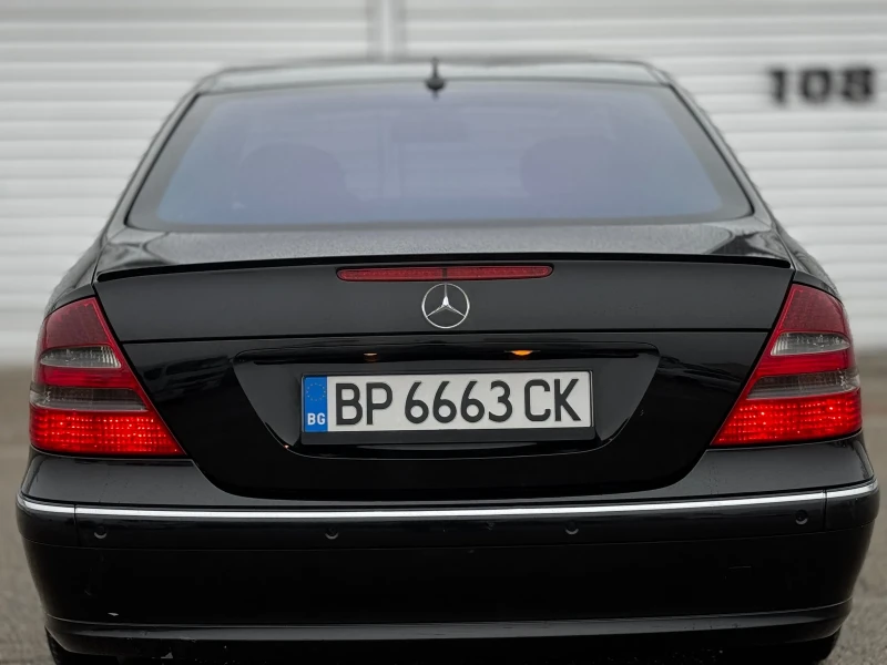 Mercedes-Benz E 220 CDI/ОБДУХВАНЕ, снимка 4 - Автомобили и джипове - 52996741