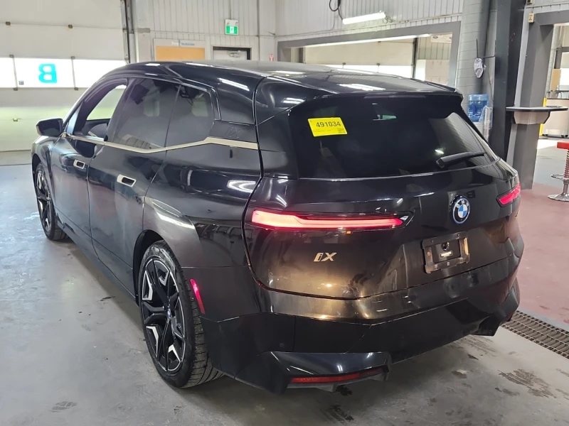 BMW iX * * CARFAX * * АВТО КРЕДИТ * * , снимка 4 - Автомобили и джипове - 53054127