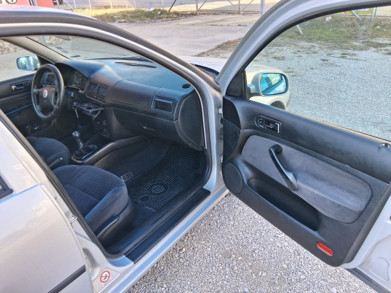 VW Golf, снимка 6 - Автомобили и джипове - 53156327