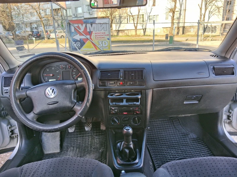 VW Golf, снимка 10 - Автомобили и джипове - 53156327